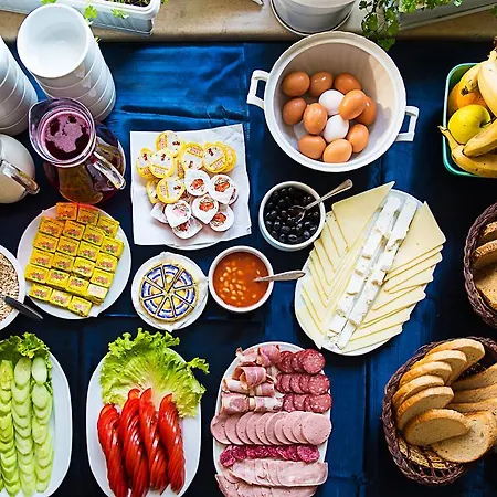 维多利亚内塞巴尔酒店 酒店 3*